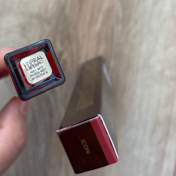 Hourglass UNREAL™ HIGH SHINE VOLUMIZING LIP GLOSS - Picture 3 of 8